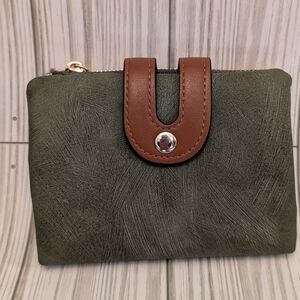 Elegant Green and Brown Women's Clutch